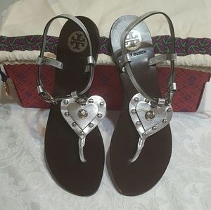 SOLD!!!!!!Tory burch sandal